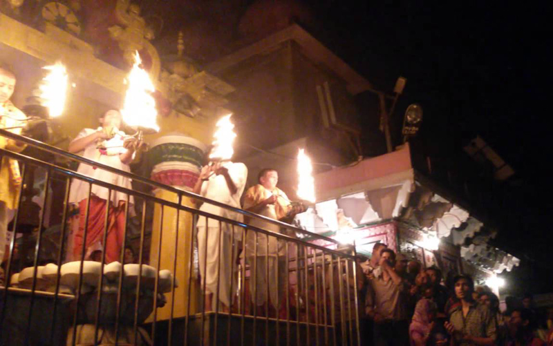 yamuna aarti at vishram ghat